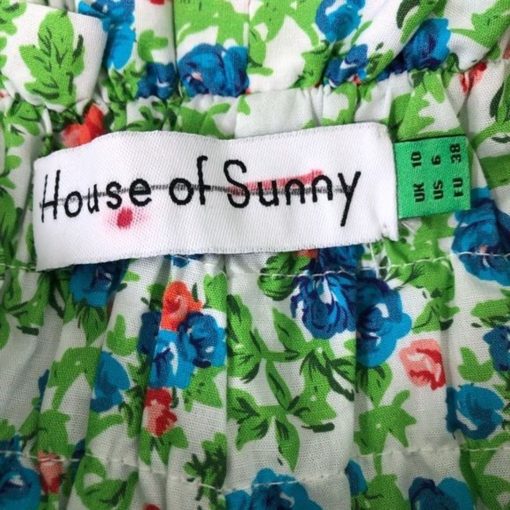 House Of Sunny Floral Smocked Bloomers High Rise Cover Up Shorts - Picture 9 of 10
